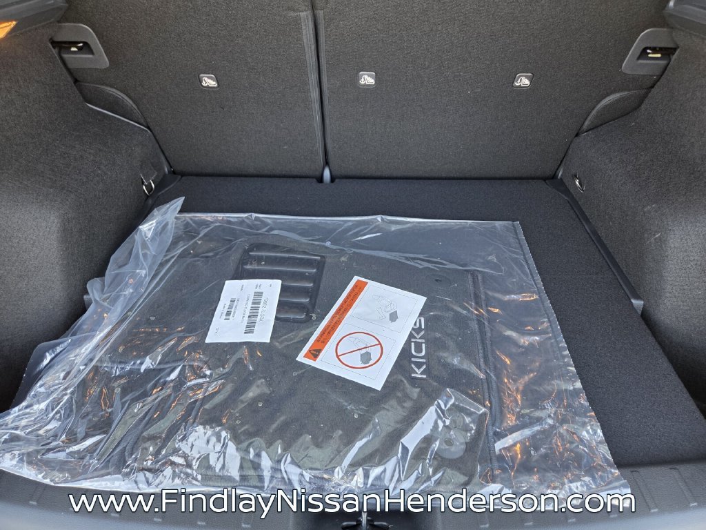 New 2026 Nissan Kicks SV w/ SV Premium Package FWD image 15