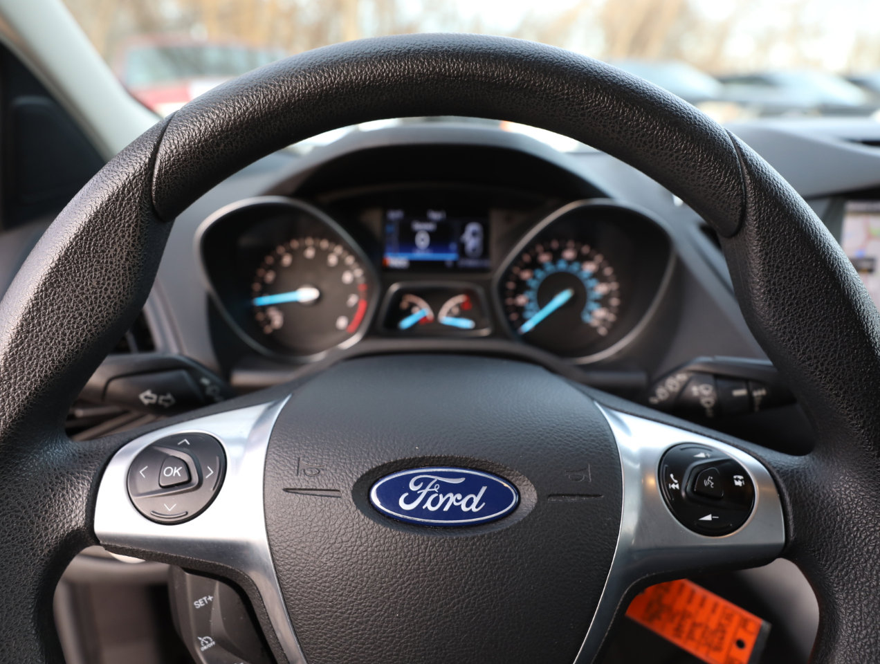 Used 2015 Ford Escape SE w/ Equipment Group 201A image 23