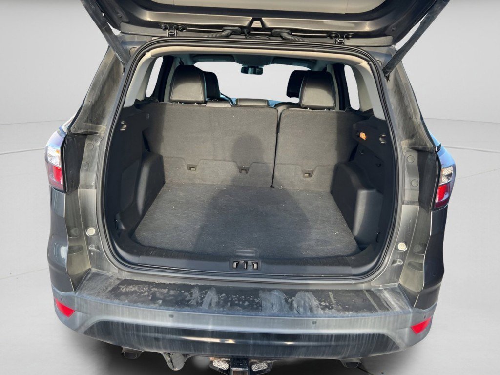 Used 2017 Ford Escape Titanium image 16