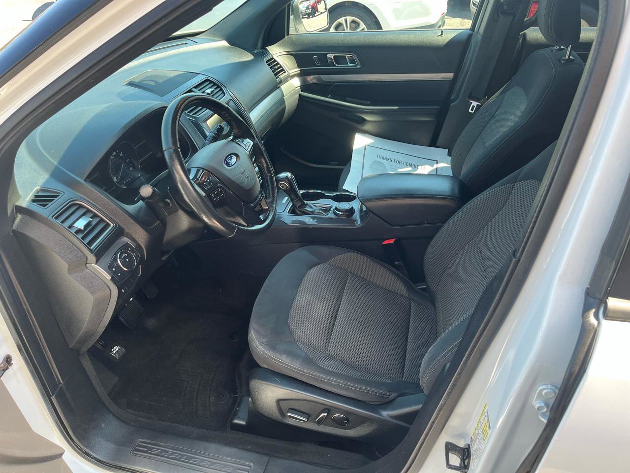 Used 2018 Ford Explorer XLT w/ Equipment Group 201A AWD/4WD image 23