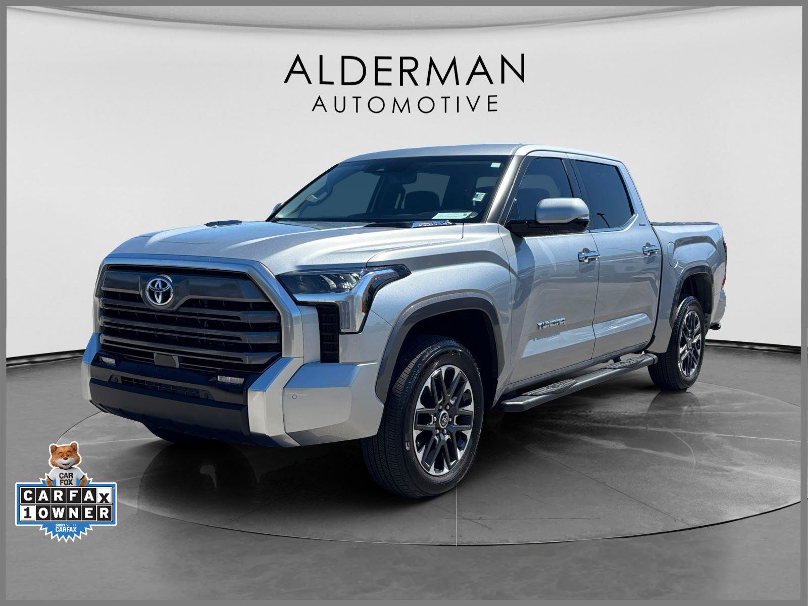 Used 2024 Toyota Tundra Limited AWD/4WD image 1
