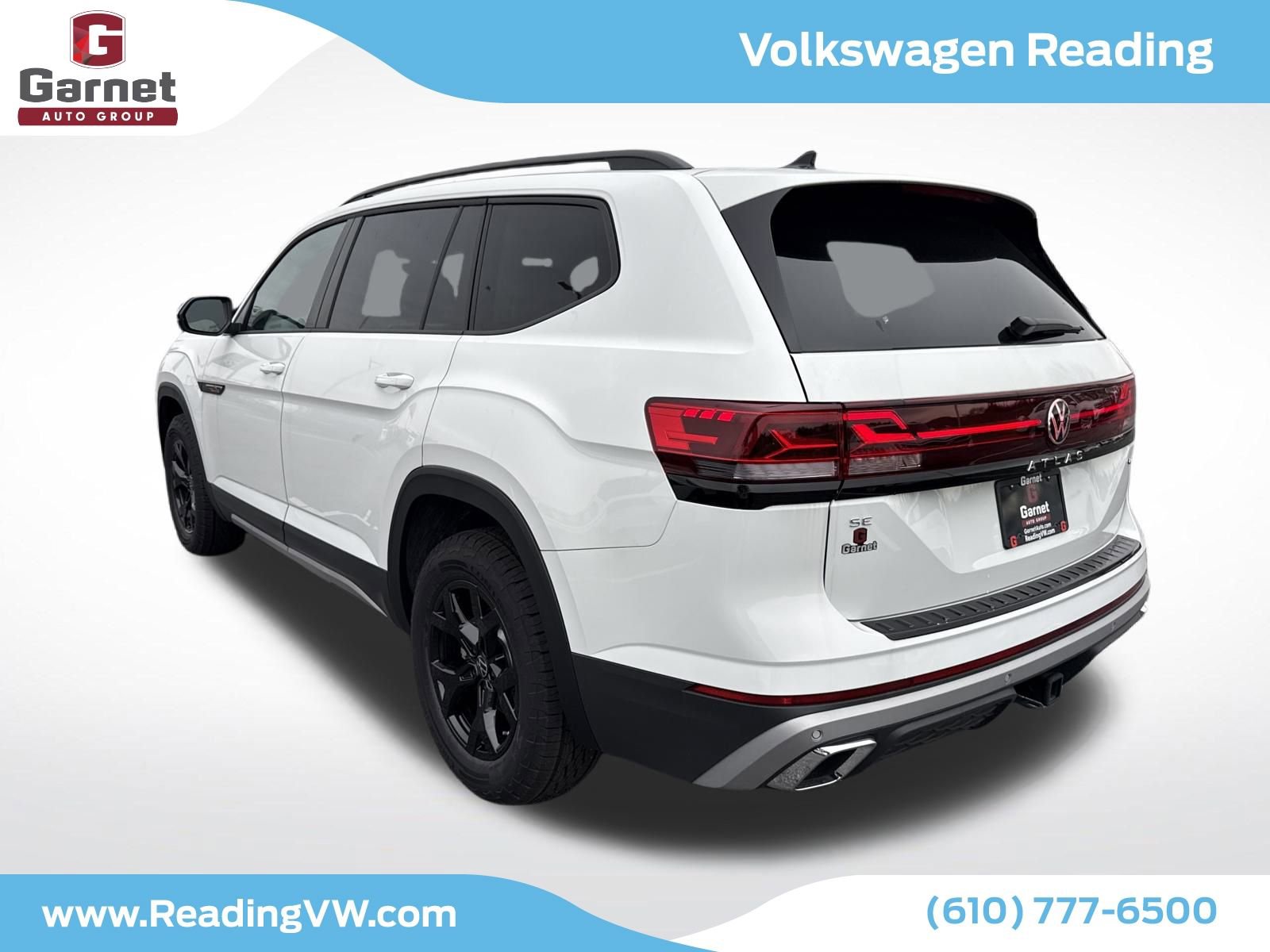 New 2025 Volkswagen Atlas Peak Edition SE image 3