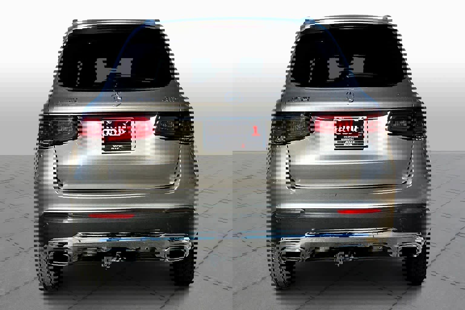 Certified 2022 Mercedes-Benz GLC 300 4MATIC w/ Driver Assistance Package image 4