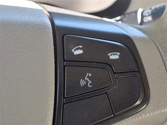Used 2014 Toyota Sienna LE image 24