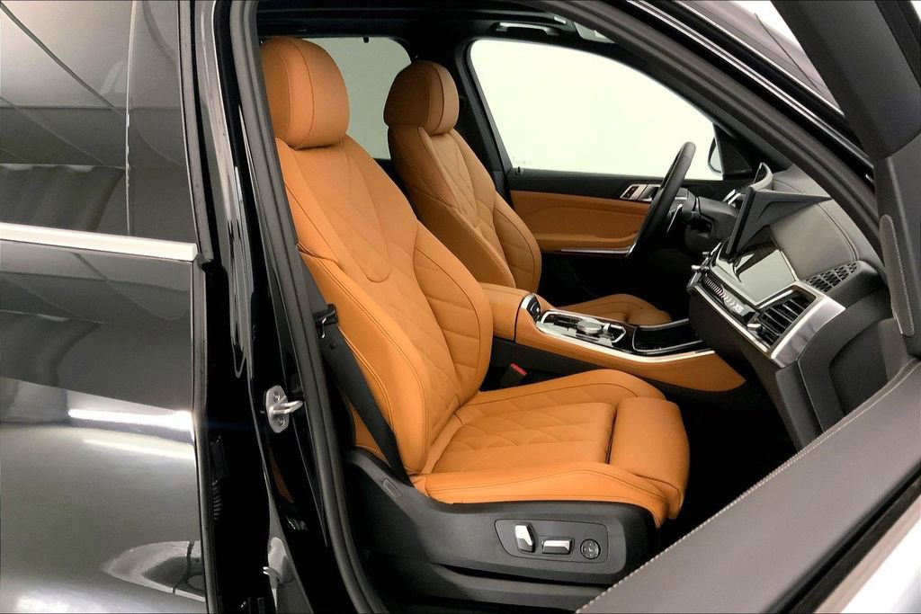New 2026 BMW X5 xDrive40i w/ Premium Package image 7