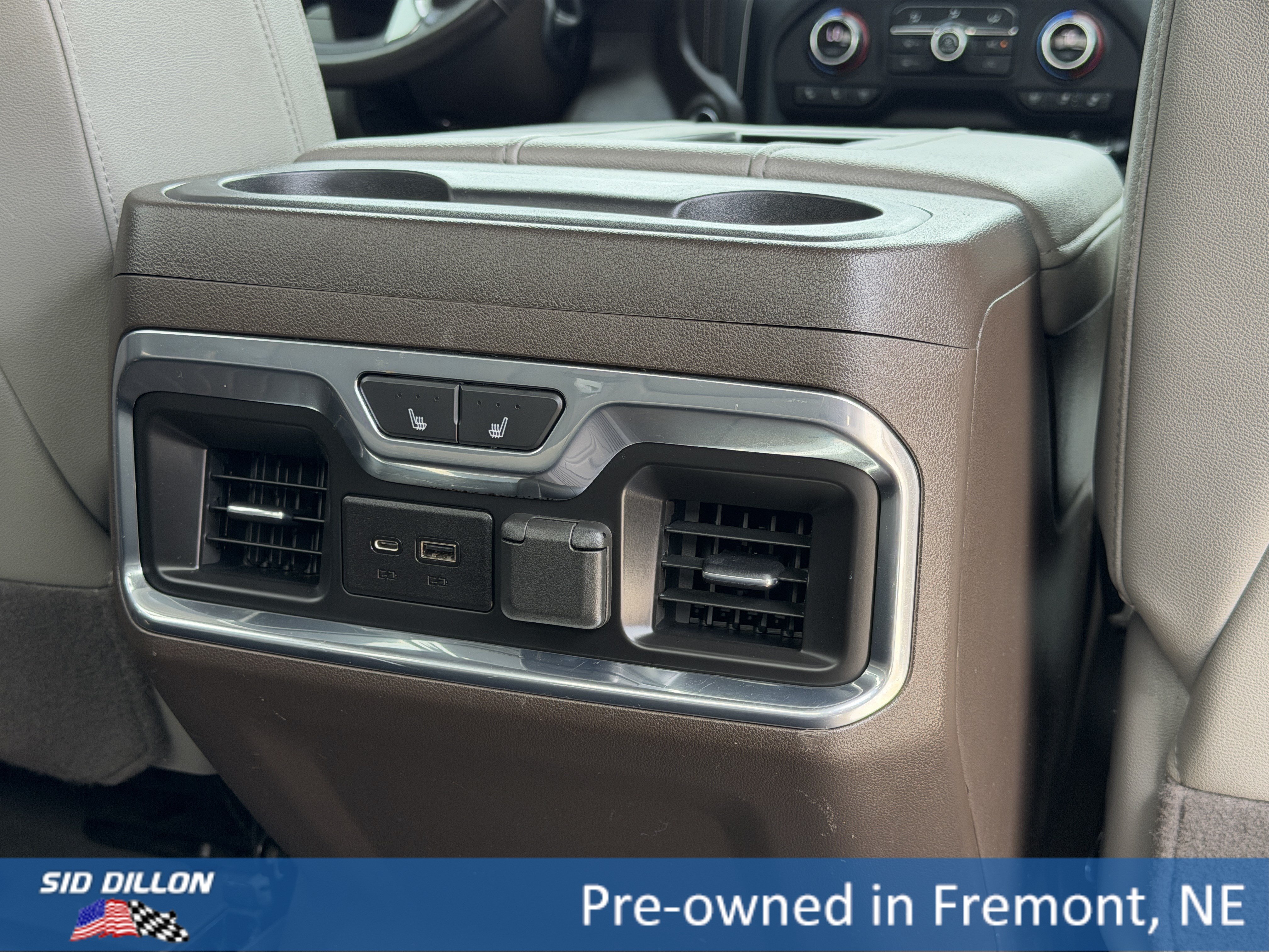 Used 2021 Chevrolet Silverado 1500 LTZ w/ LTZ Premium Package AWD/4WD image 20