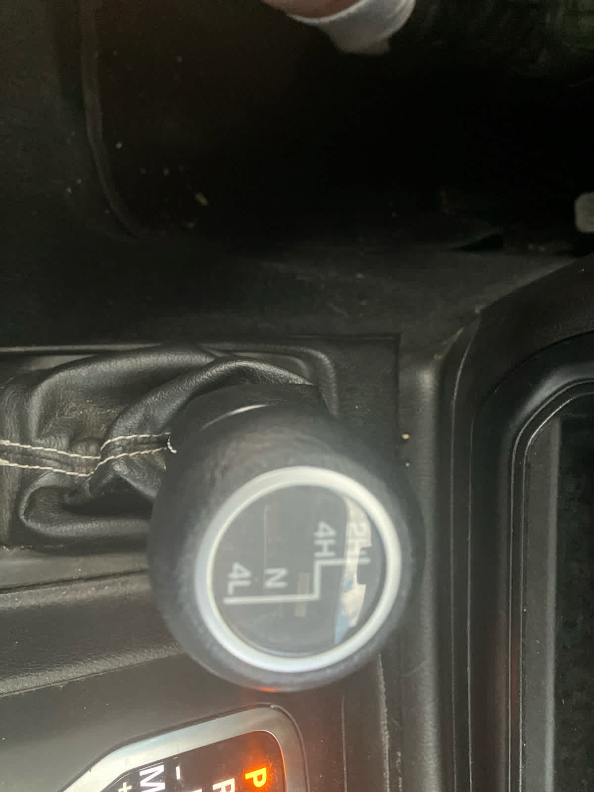 Used 2020 Jeep Wrangler Unlimited Sahara AWD/4WD image 28