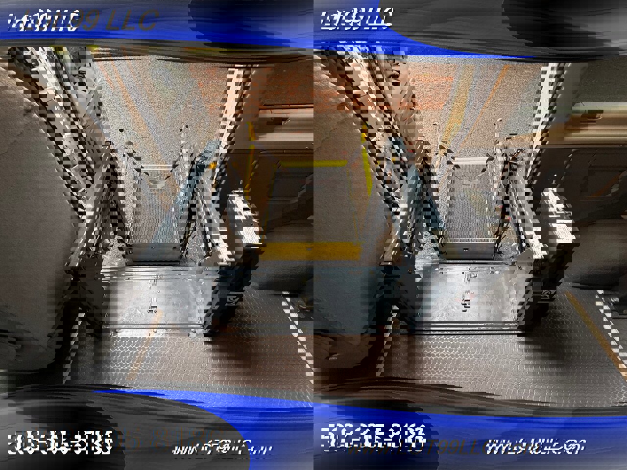 Used 2005 Ford E-150 and Econoline 150 XLT image 6