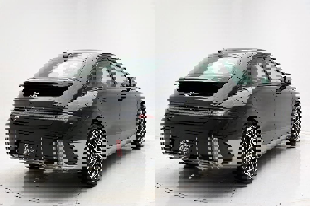 Used 2023 Hyundai Ioniq 6 SEL w/ Cargo Package image 9