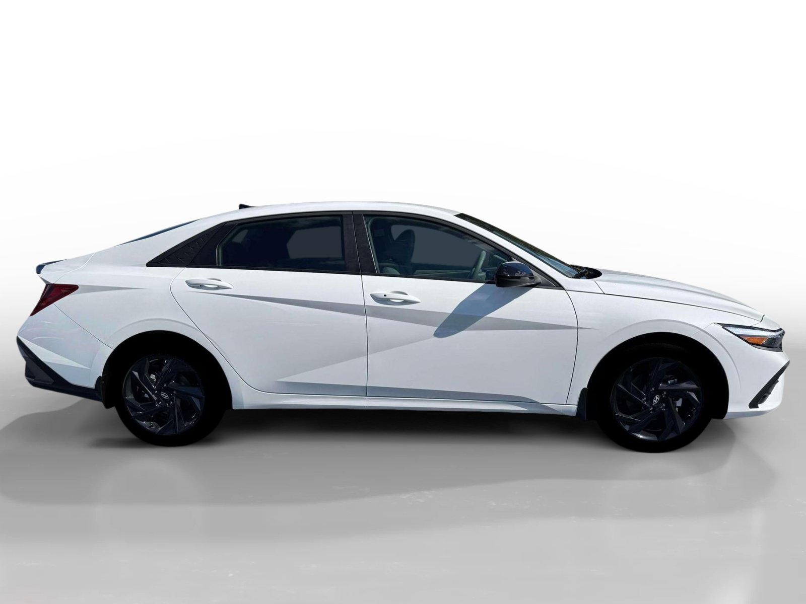 New 2026 Hyundai Elantra Sport w/ Cargo Package FWD image 9