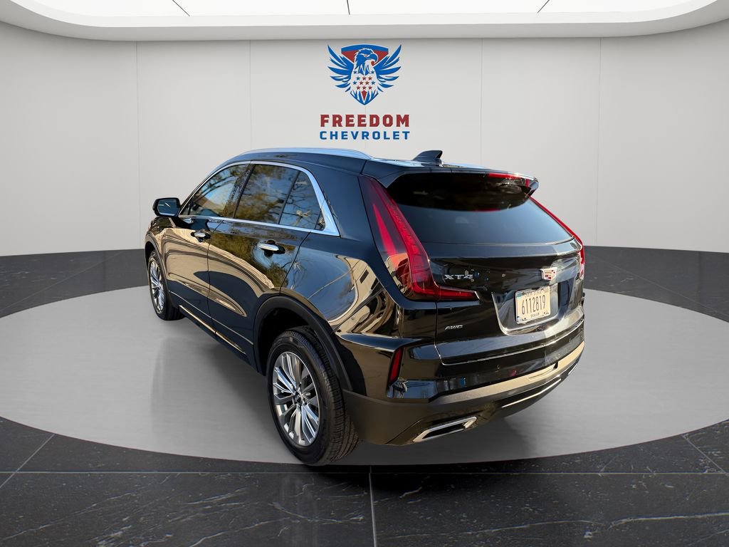 Used 2024 Cadillac XT4 Premium Luxury image 4