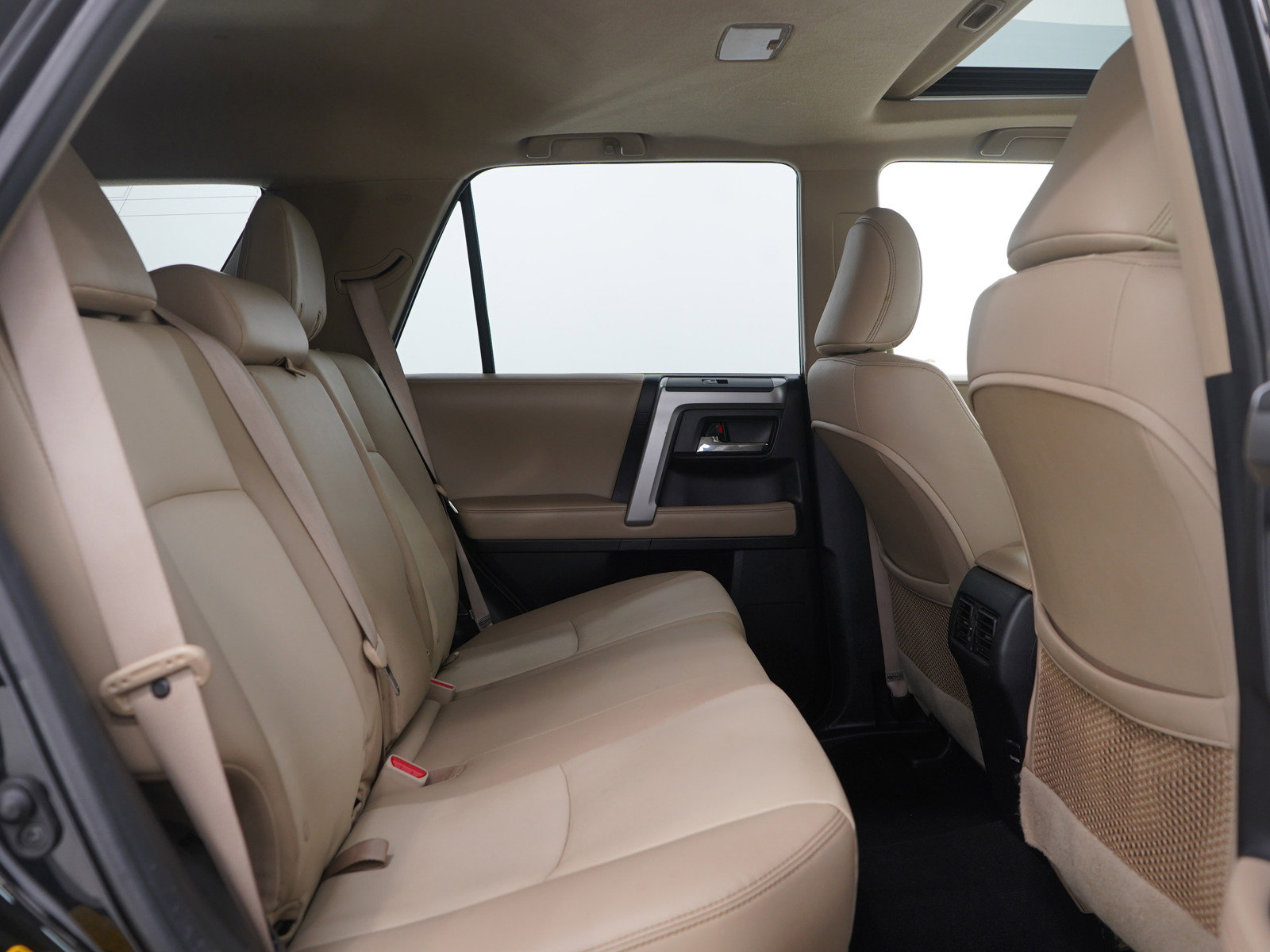 Used 2014 Toyota 4Runner SR5 Premium image 13