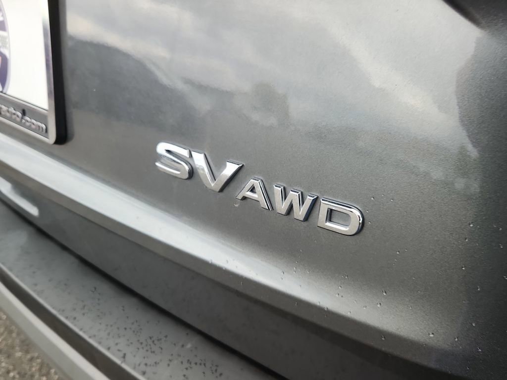 Used 2023 Nissan Rogue SV image 13