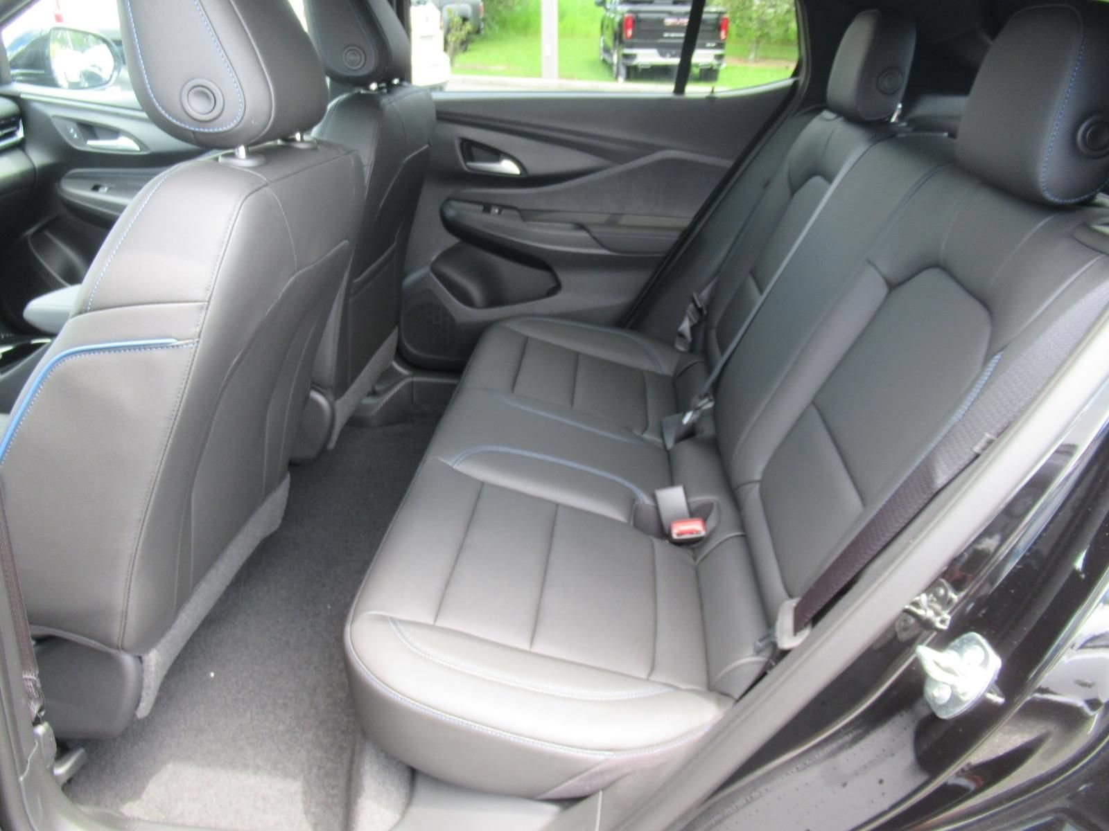 New 2026 Buick Envista Sport Touring w/ Convenience I Package FWD image 33