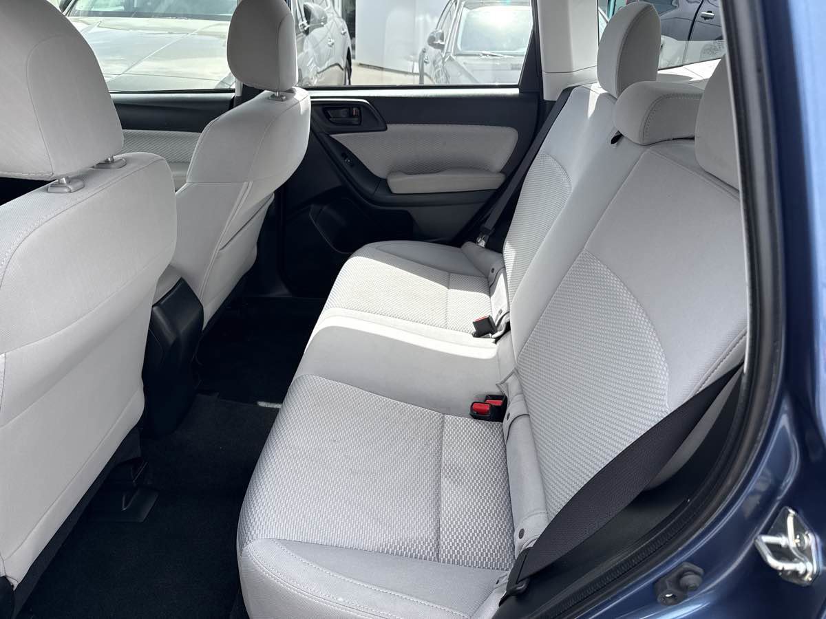 Used 2018 Subaru Forester 2.5i w/ Alloy Wheel Package AWD/4WD image 12