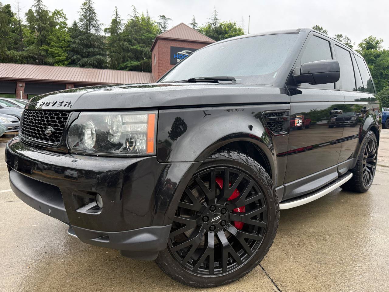 Used 2013 Land Rover Range Rover Sport Supercharged w/ Vision Assist Pkg AWD/4WD image 2