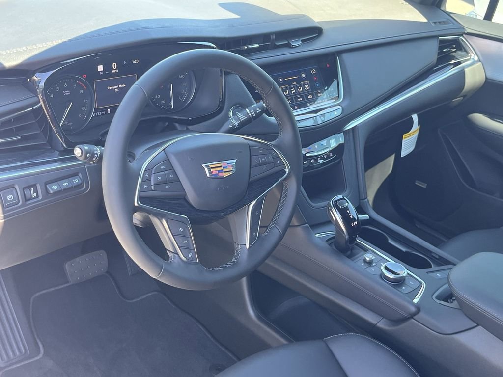New 2025 Cadillac XT5 Premium Luxury w/ Technology Package image 2