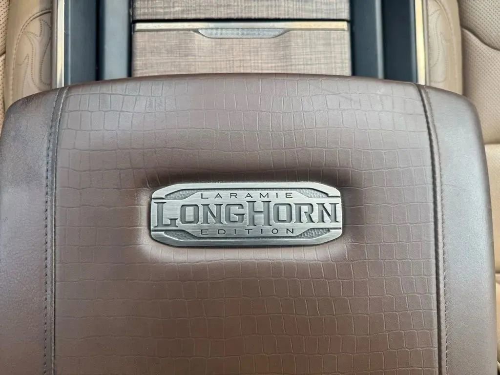 Used 2019 RAM 1500 Laramie Longhorn AWD/4WD image 28