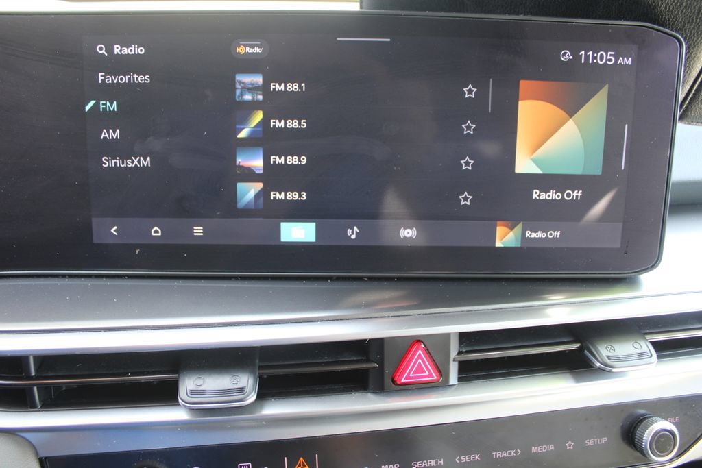 Certified 2025 Kia Sorento EX w/ Panoramic Sunroof Package FWD image 50