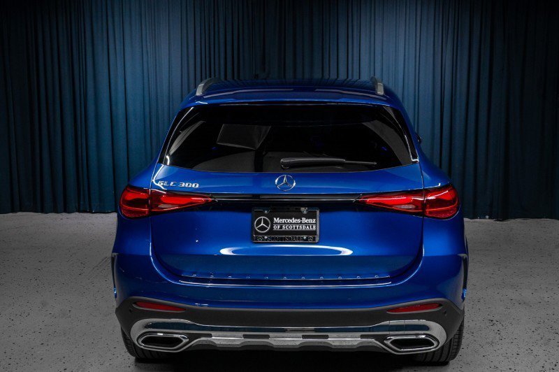 Certified 2026 Mercedes-Benz GLC 300 image 8