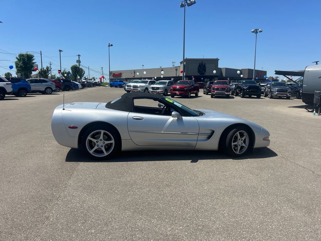 Used 2001 Chevrolet Corvette Convertible w/ Preferred Equipment Group2 RWD image 33