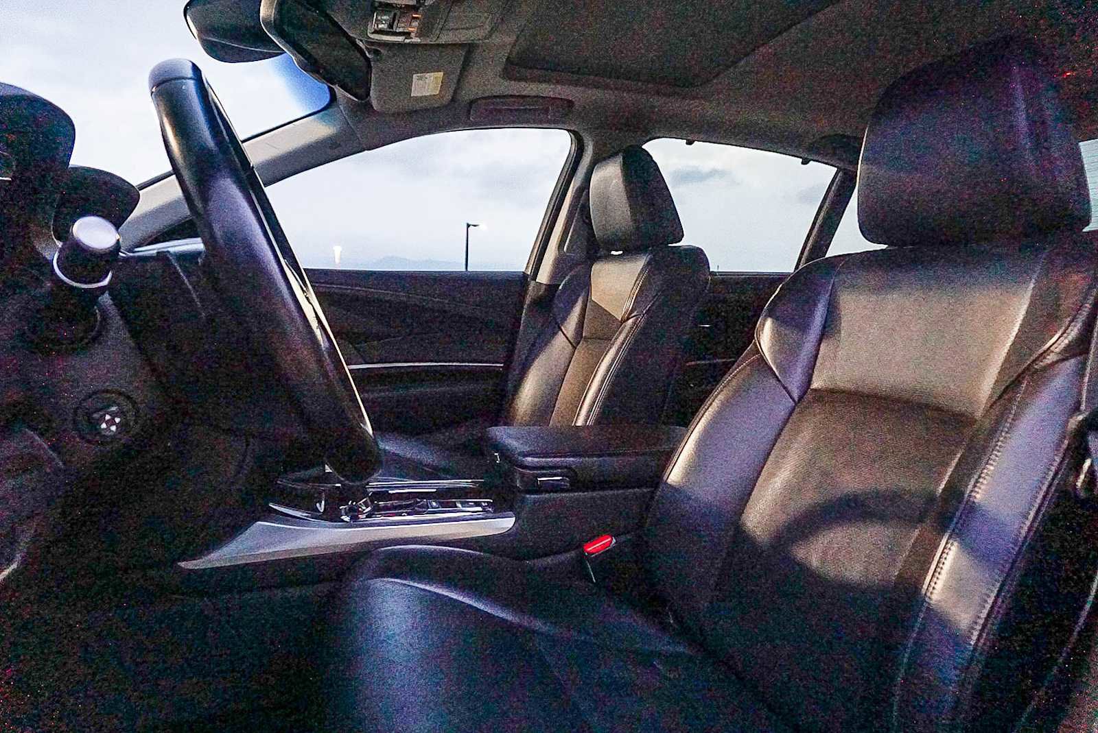 Used 2014 Acura RLX w/ Advance Package image 18