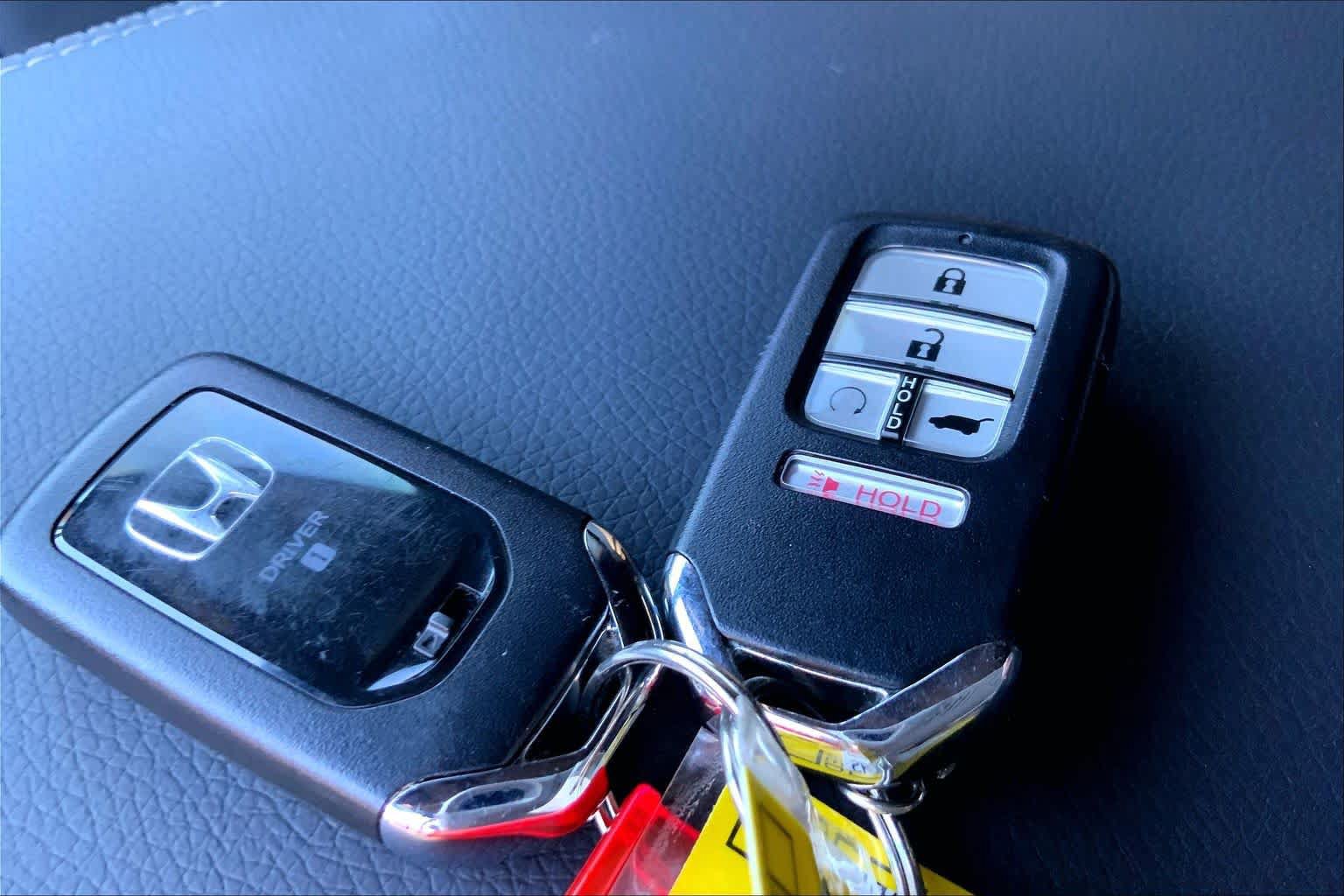 Used 2025 Honda Passport EX-L image 13