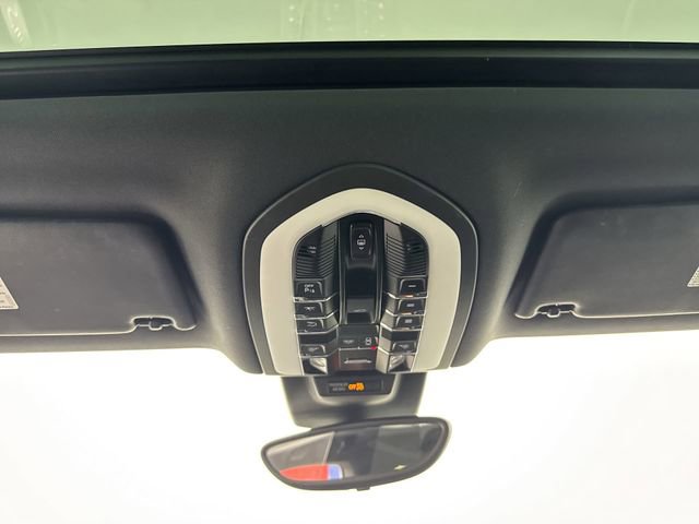 Used 2017 Porsche Macan S AWD/4WD image 10
