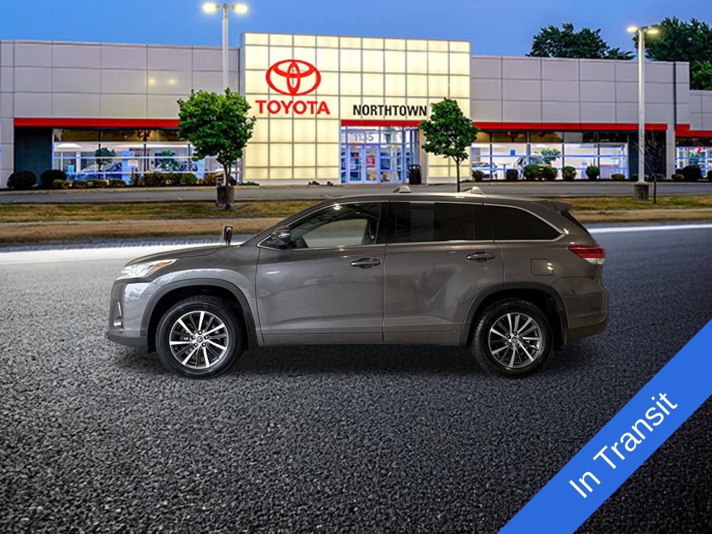 Used 2018 Toyota Highlander XLE