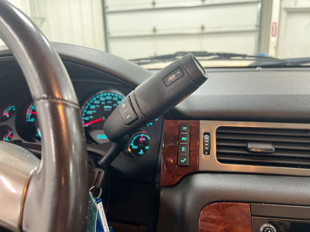 Used 2013 Chevrolet Tahoe LS w/ Convenience Package RWD image 16