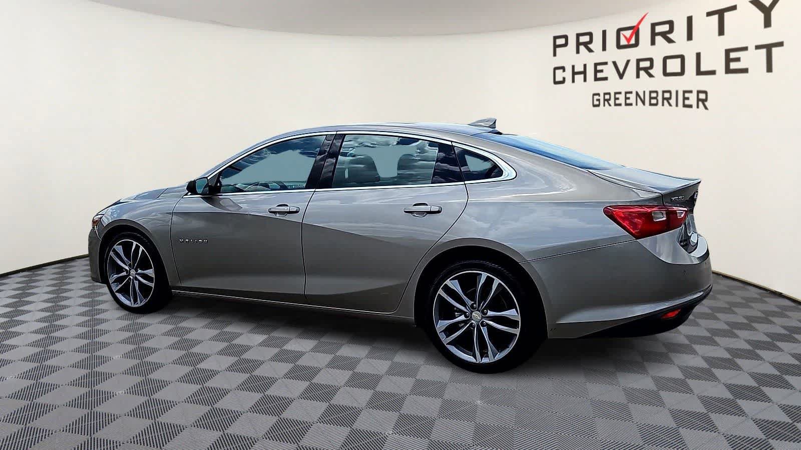 Used 2023 Chevrolet Malibu LT w/ Driver Confidence Package FWD image 6