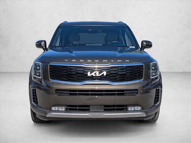 Used 2022 Kia Telluride SX w/ Towing Package FWD image 2