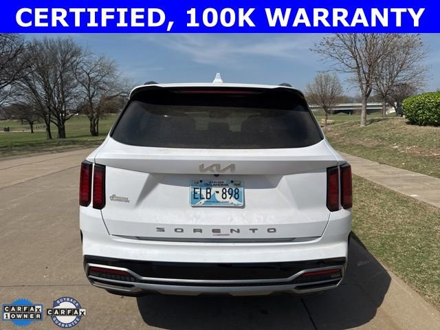 Certified 2022 Kia Sorento S w/ Panoramic Sunroof Package image 4