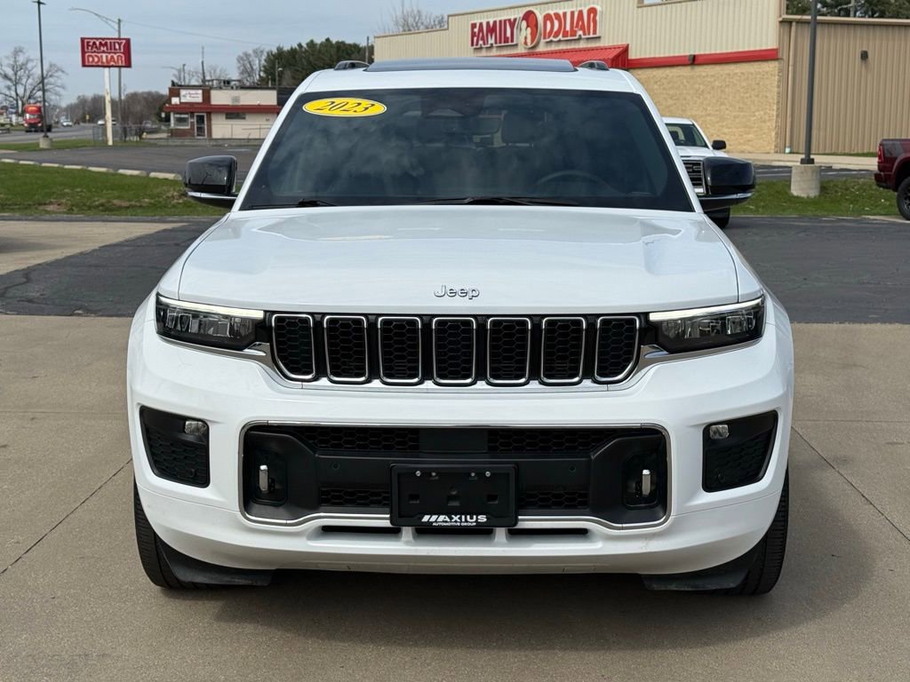 Used 2023 Jeep Grand Cherokee L Overland AWD/4WD image 2