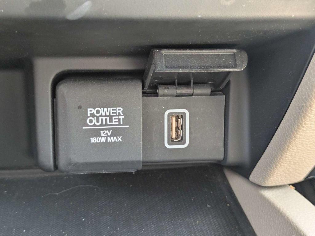 Used 2021 Honda Pilot Touring image 25