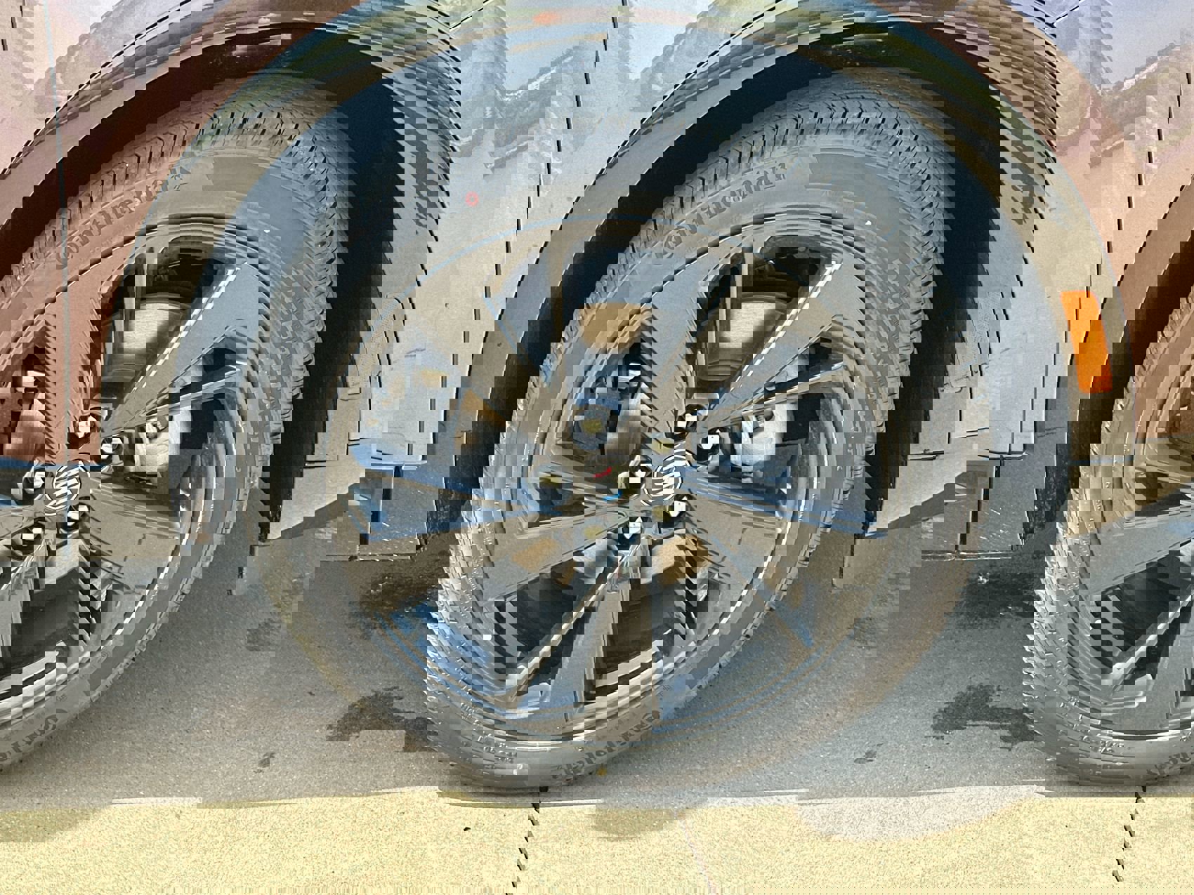 New 2025 Buick Envision Sport Touring image 10