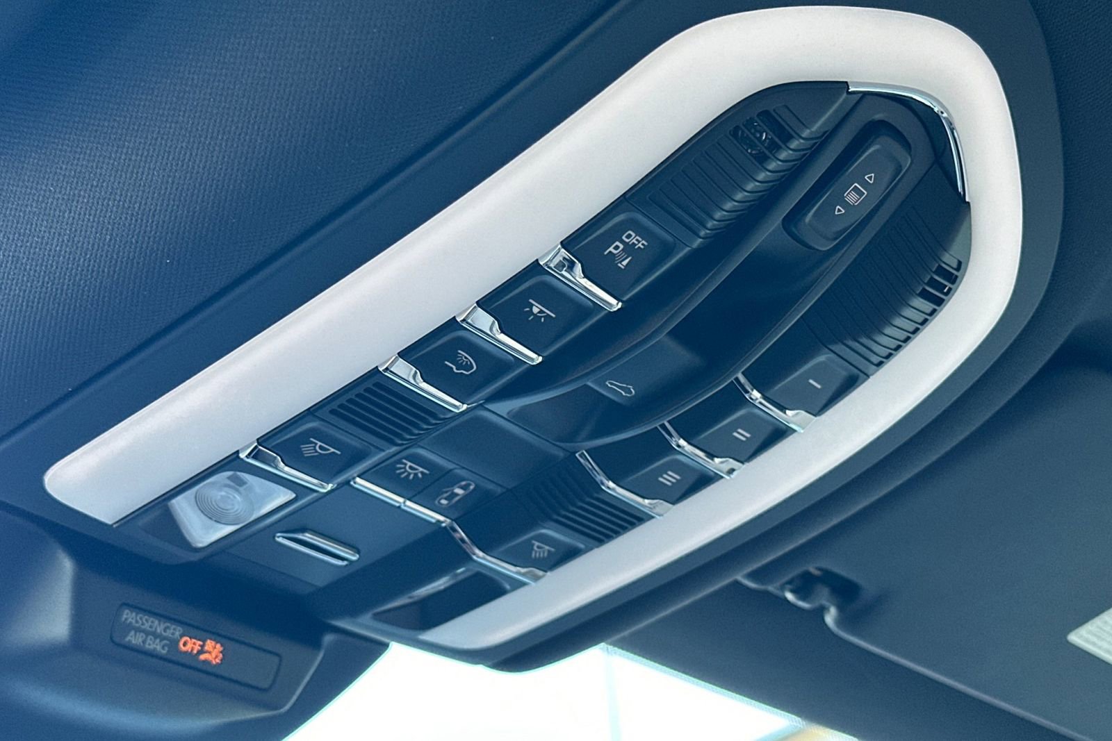 New 2026 Porsche Macan S AWD/4WD image 21