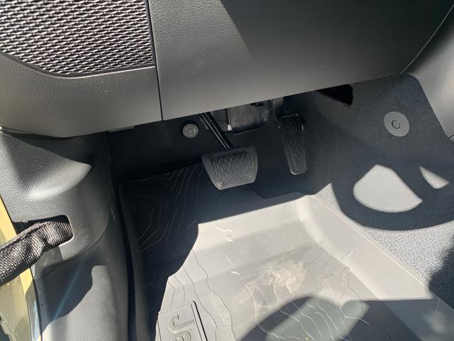 New 2025 Jeep Wrangler Unlimited Rubicon 392 image 17