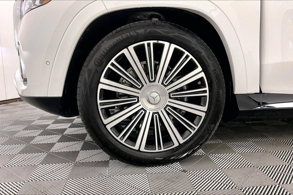 New 2026 Mercedes-Benz Maybach GLS 600 4MATIC image 11
