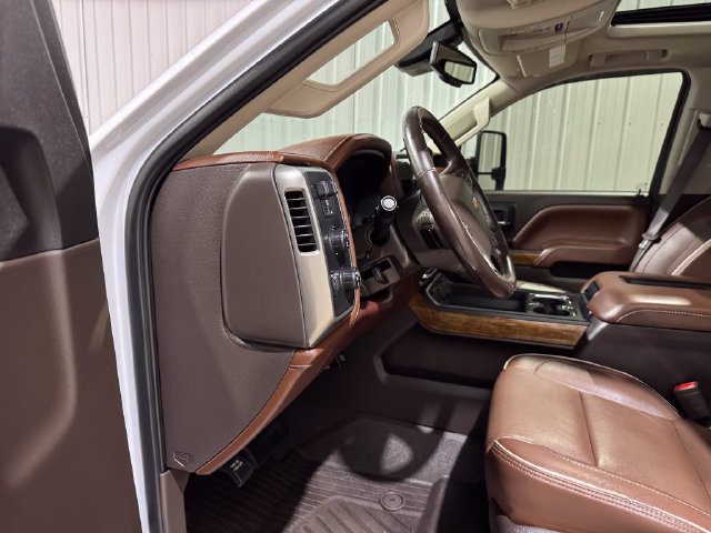 Used 2019 Chevrolet Silverado 3500 High Country w/ Duramax Plus Package AWD/4WD image 11