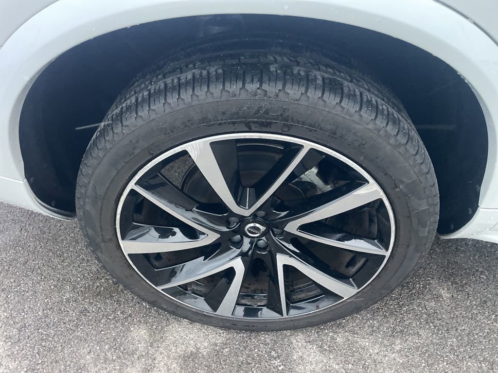 Certified 2024 Volvo XC90 B6 Ultimate image 15