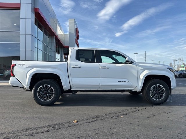 New 2025 Toyota Tacoma TRD Sport image 8