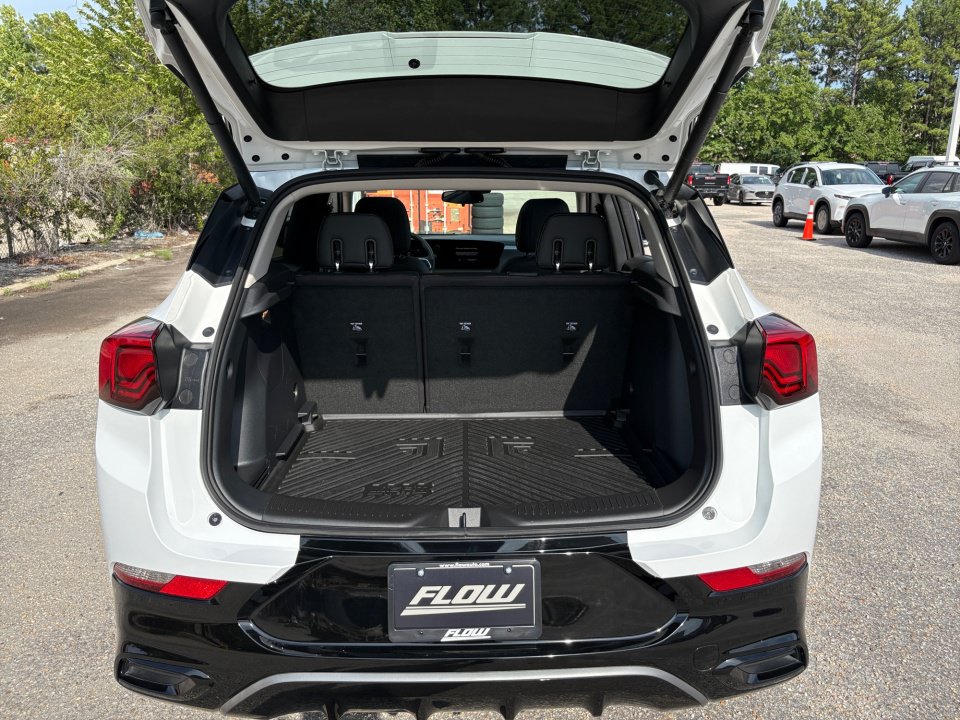 Certified 2026 Buick Encore GX Sport Touring w/ Comfort Package FWD image 15