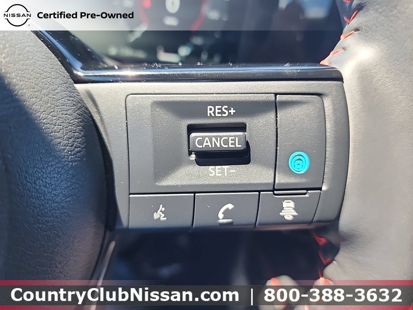 Certified 2025 Nissan Kicks SR w/ SR Premium Package AWD/4WD image 17