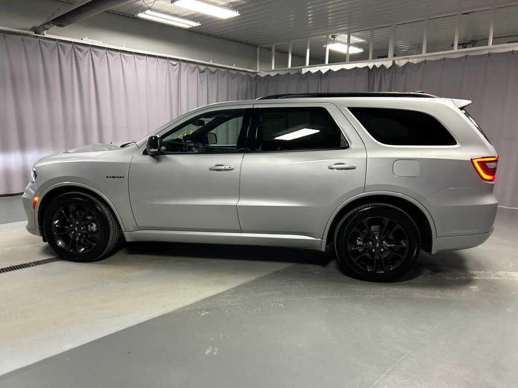 Used 2024 Dodge Durango R/T AWD/4WD image 4