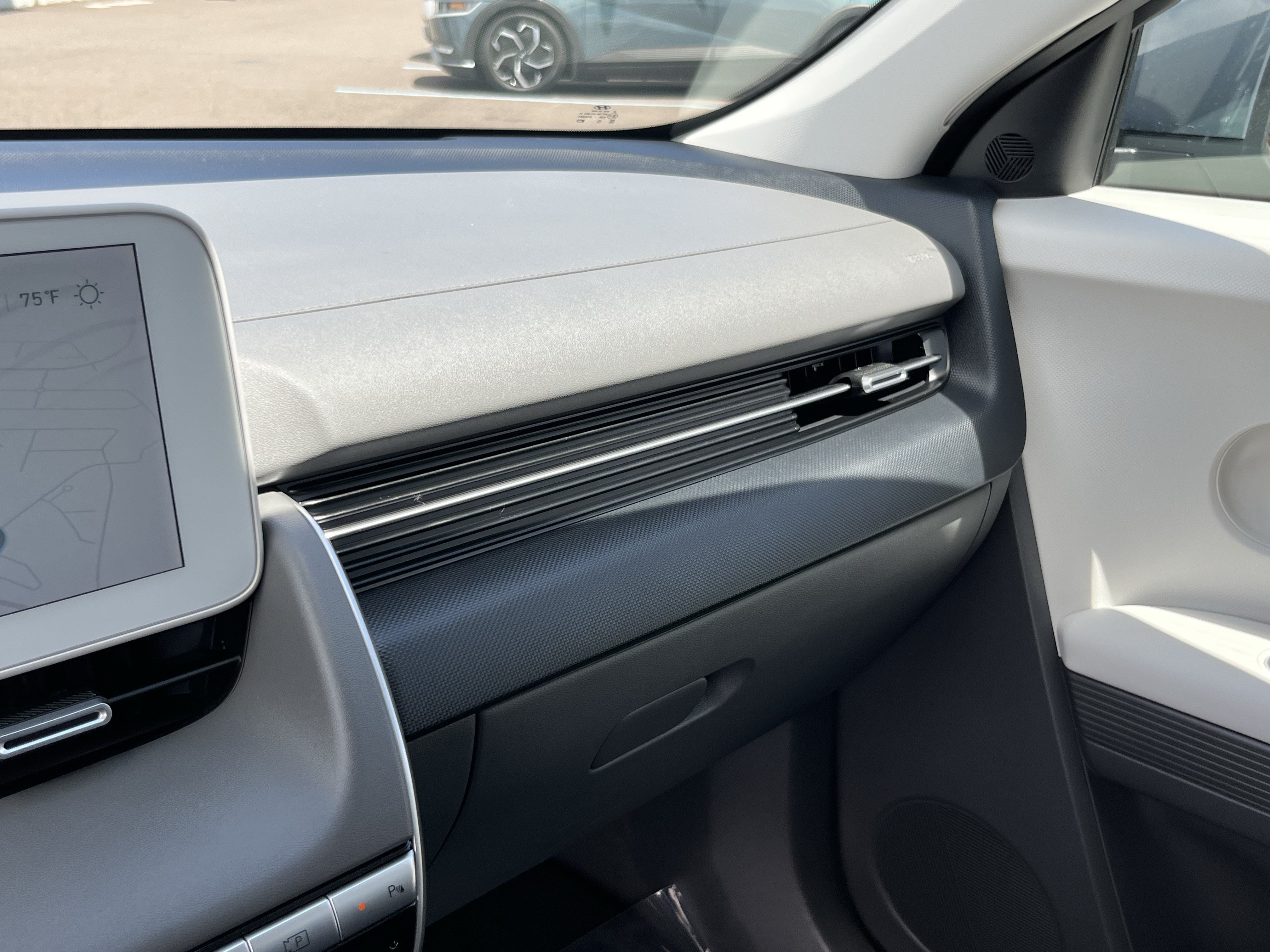 Certified 2024 Hyundai Ioniq 5 SEL RWD image 25