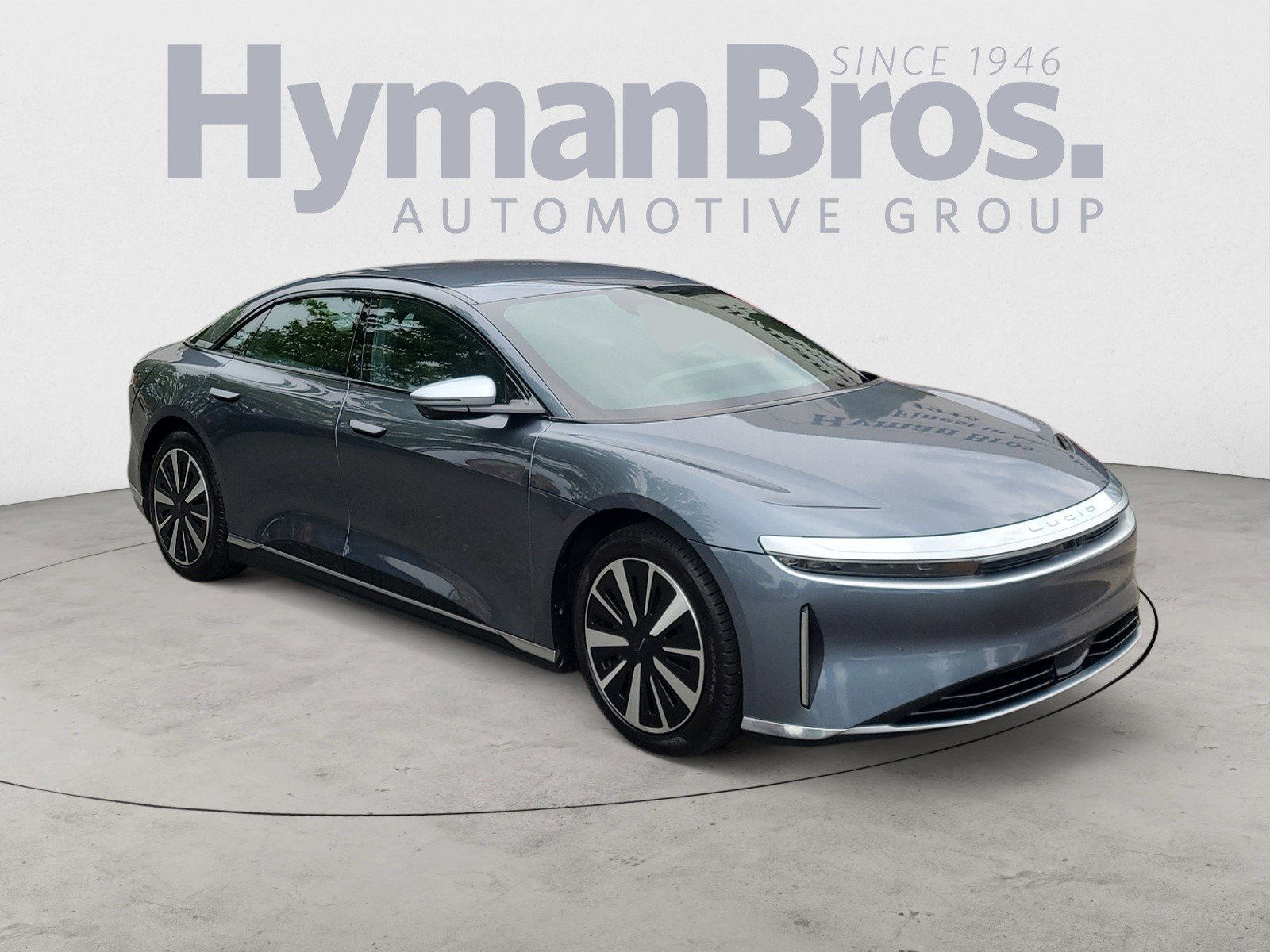 Used 2025 Lucid Air Grand Touring image 1