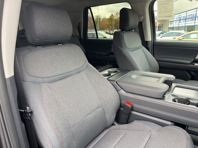 New 2025 Ford Expedition Max Active image 18