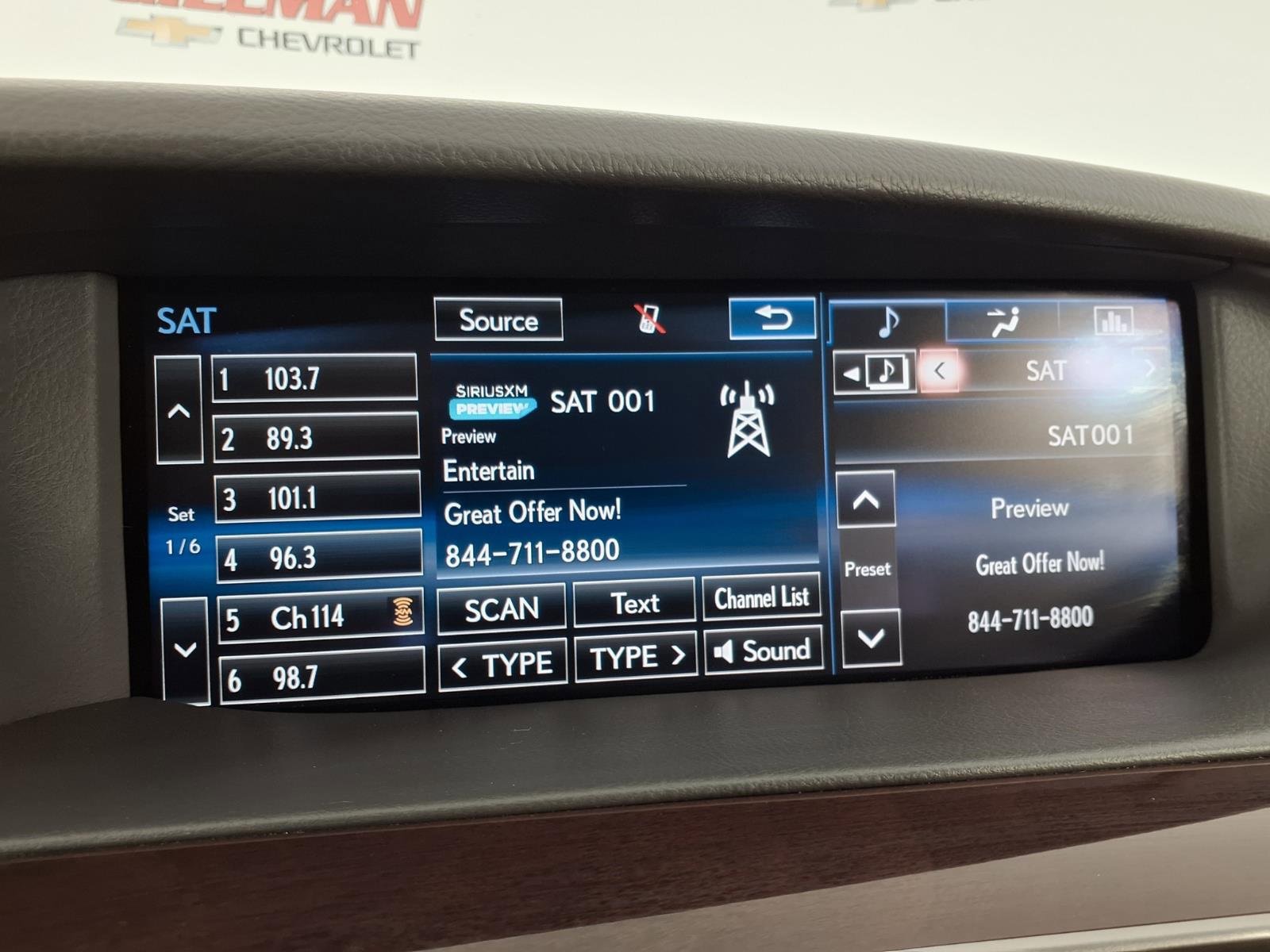 Used 2015 Lexus LS 460 AWD w/ Comfort Package image 21