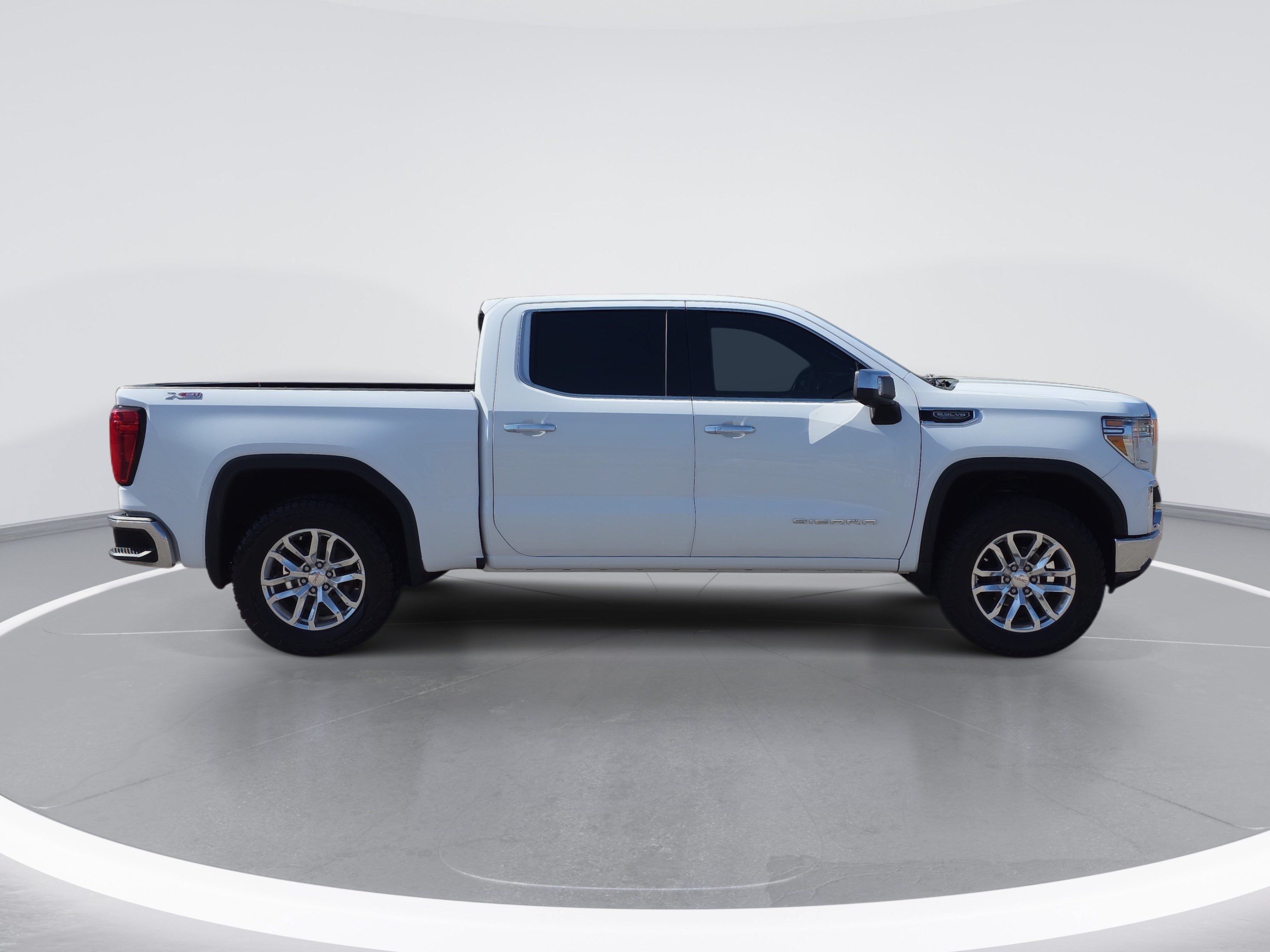 Used 2020 GMC Sierra 1500 SLT w/ SLT Premium Plus Package AWD/4WD image 2